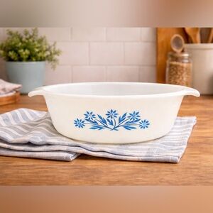 Vintage, 1-quart Ovenware, Blue Flower Pattern by Fire King